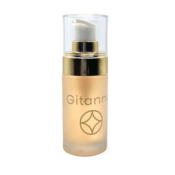 Gitanne Rose Balancing Face Serum offers hydration while calming and soothing skin irritation. 