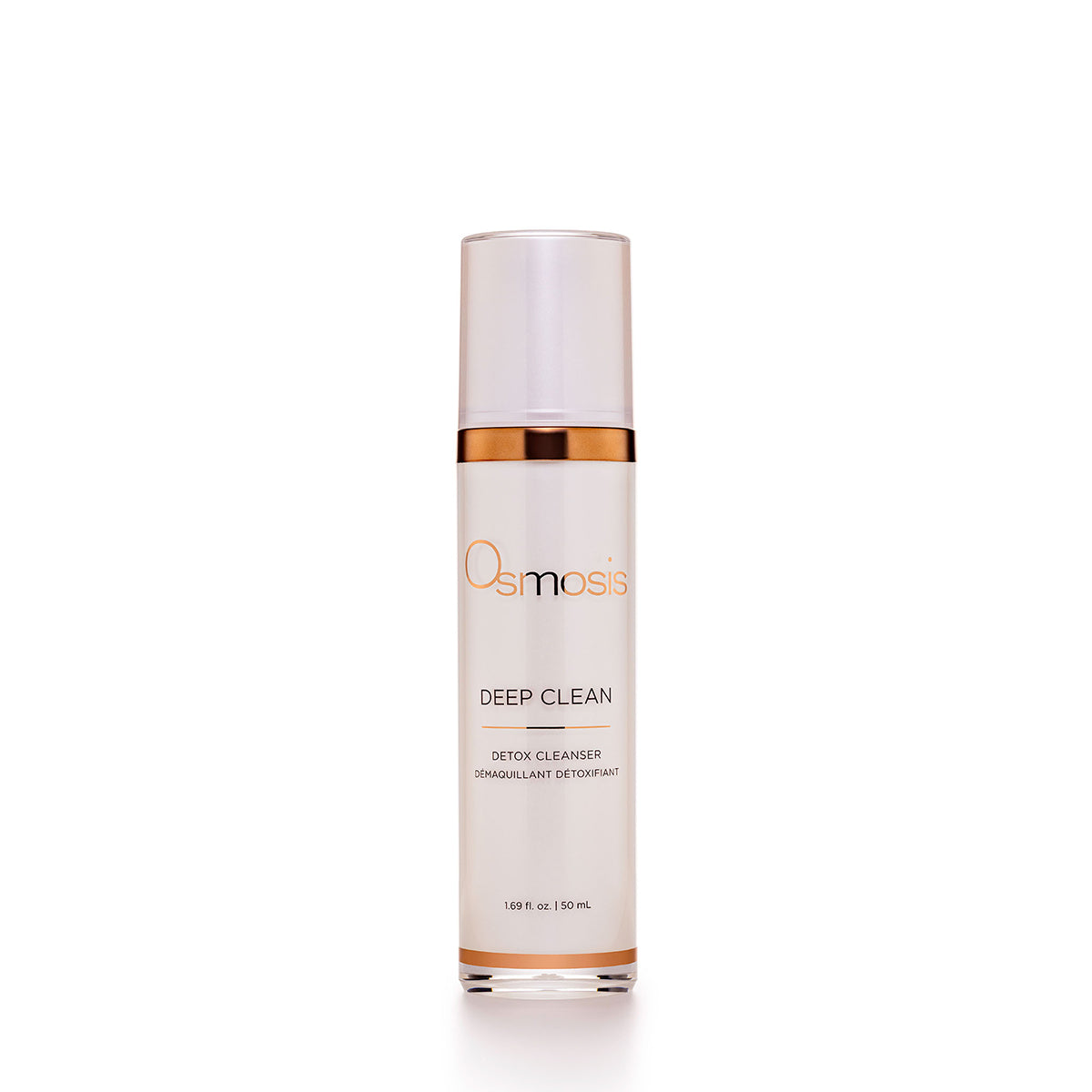 Osmosis Skincare Deep Clean cleanser detoxifies the skin with purifying ingredients that leave your skin feeling clean without it feeling dry and tight.